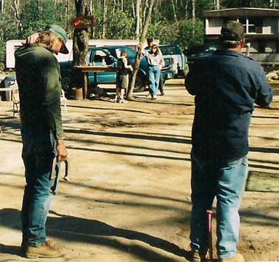 throwing horseshoes