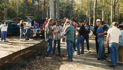 Crowd at horseshoe tournament